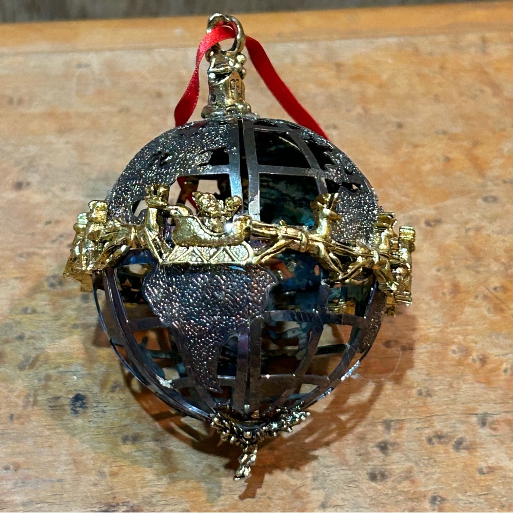 Lunt Silver Silverplate Goldplate Ball Ornament 12 Days of Christmas 1st CH566